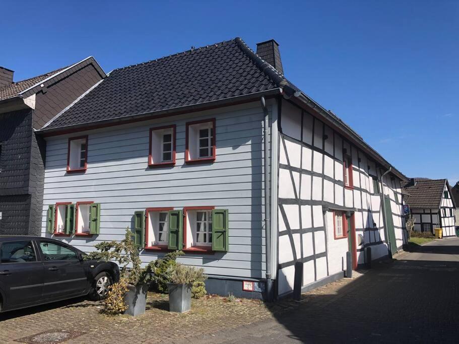 Die Kleine Villa Olefant Im Historischen Ortskern Von Schleiden-Olef ภายนอก รูปภาพ
